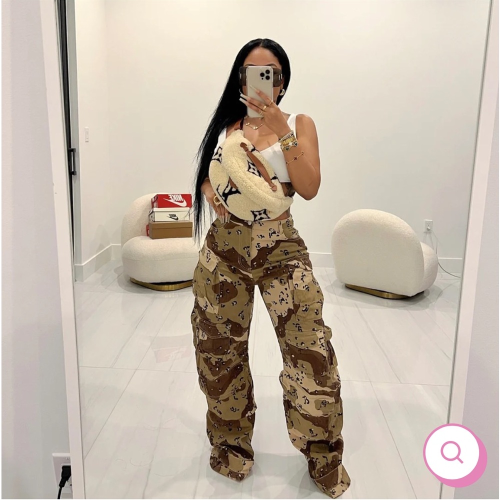 NWOT camo pants